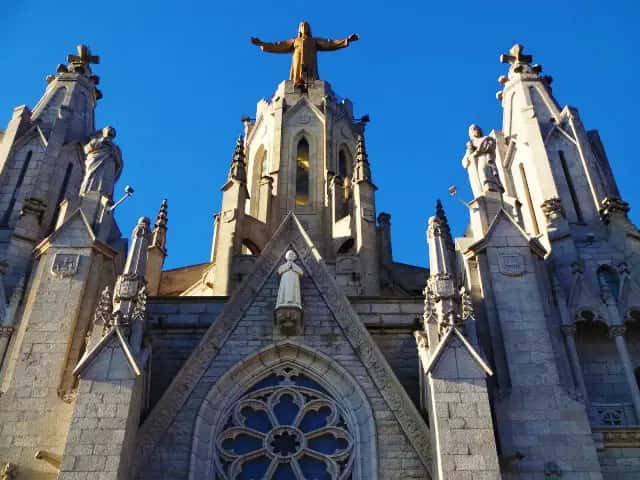 barcelona bezienswaardigheden. Tibidabo