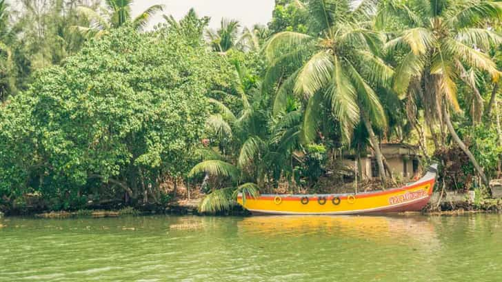 boot van kollam naar alleppey