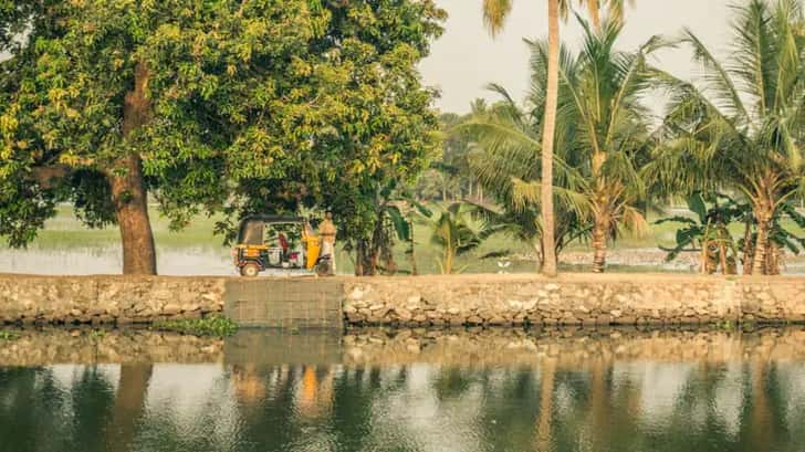 boot van kollam naar alleppey