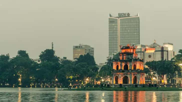 Hoan Kiem Lake