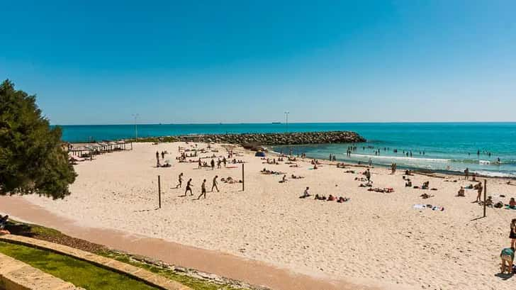 Perth bezienswaardigheden. Cottesloe Beach Perth