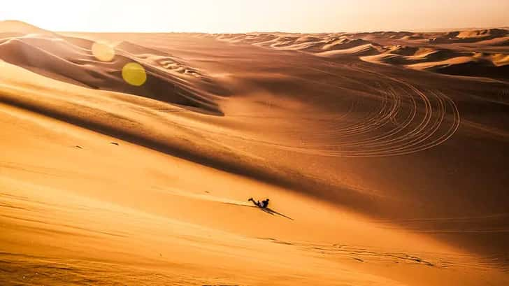 Peru Bezienswaardigheden. Sandboarden Huacachina