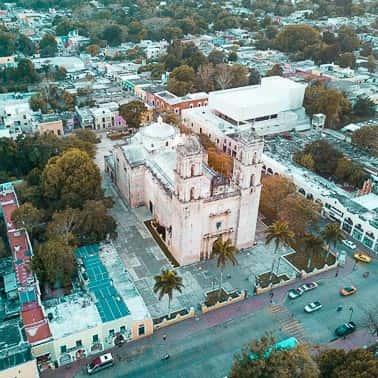 Elektronica mee op reis. San Servacio in Valladolid, Mexico. Genomen met de Mavic Pro