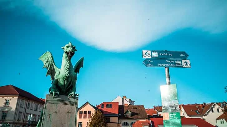 Ljubljana bezienswaardigheden: Drakenbrug Ljubljana