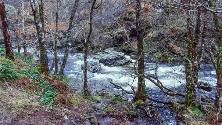 Falls of Falloch in Trossachs National Park Schotland