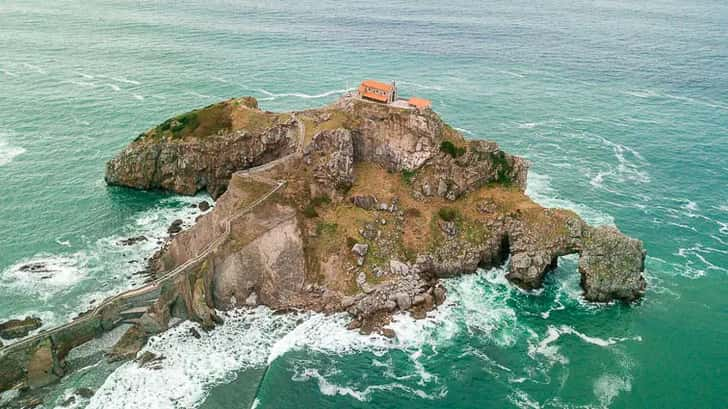 San Juan de Gaztelugatxe dronefoto