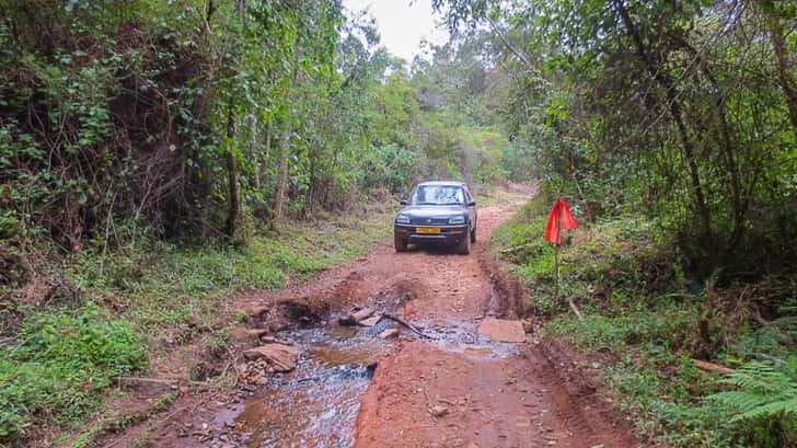 Zorg dat je voorbereid op pad gaat op de roadtrip door Tanzania.. Huur een 4x4