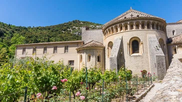 Saint-guilhem-le-désert