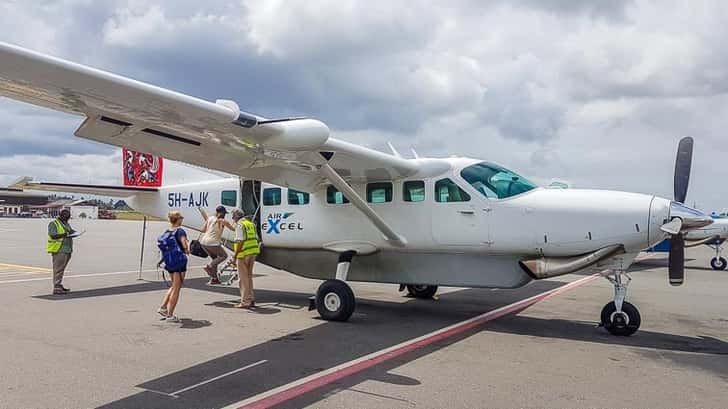 Met een vliegtuigje naar Zanzibar