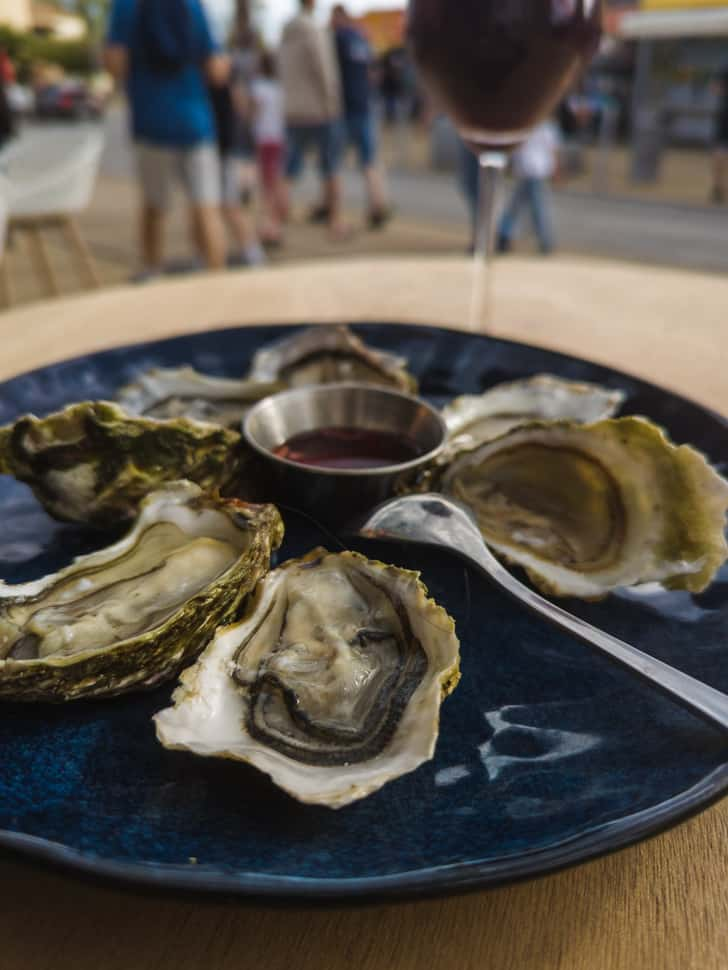 Bar a Huitre in Marseillan Plage