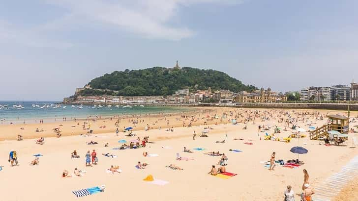 San Sebastian in de zomer