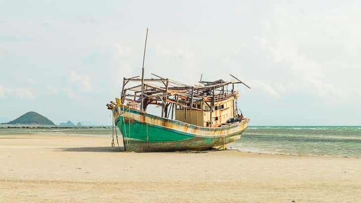 Thong Krut Beach