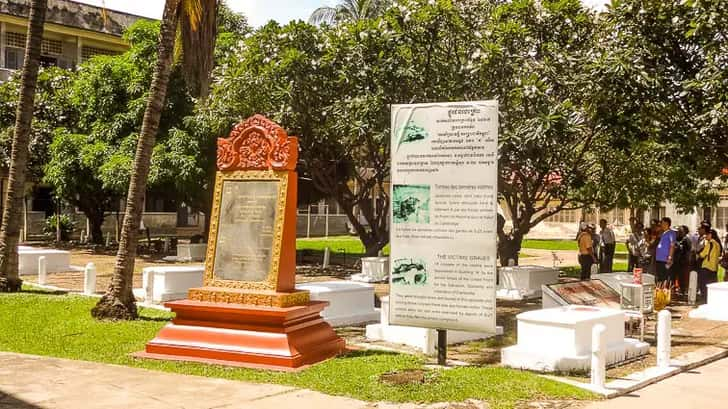 Tuol Sleng Museum