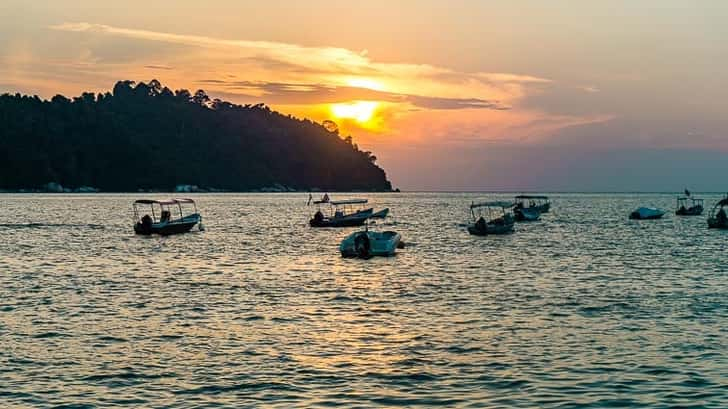 Zonsondergang Nipah Bay