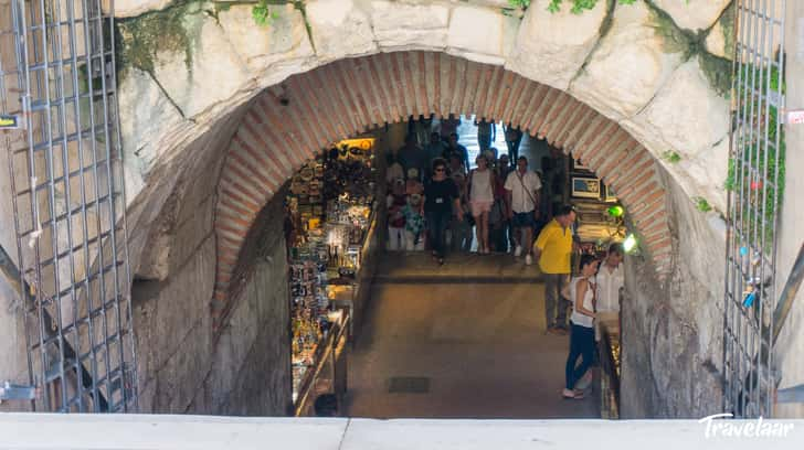 de kelders van het paleis van Diocletian