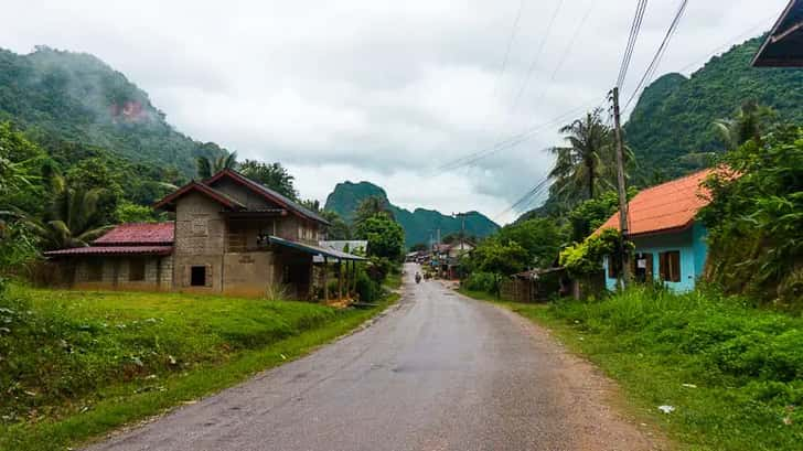 Nong Khiaw