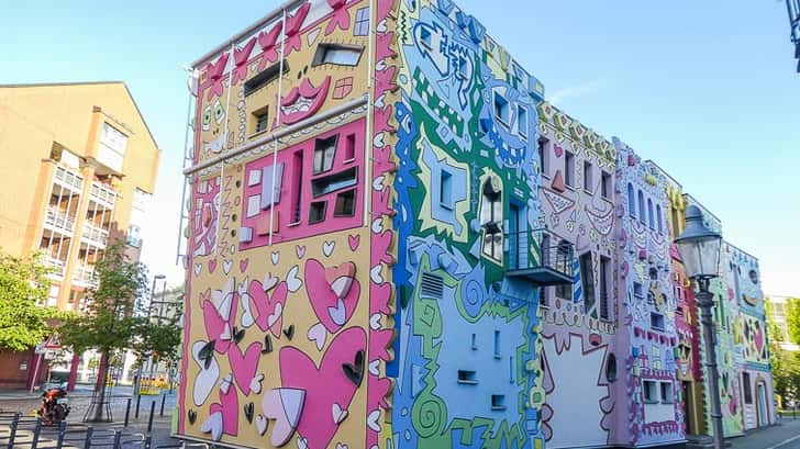 Happy Rizzi House