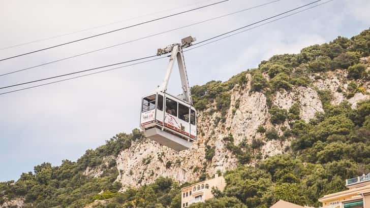 Met de kabelbaan naar de rots van Gibraltar