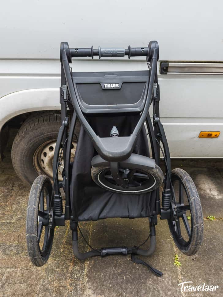 Thule Urban Glide 2 ingeklapt