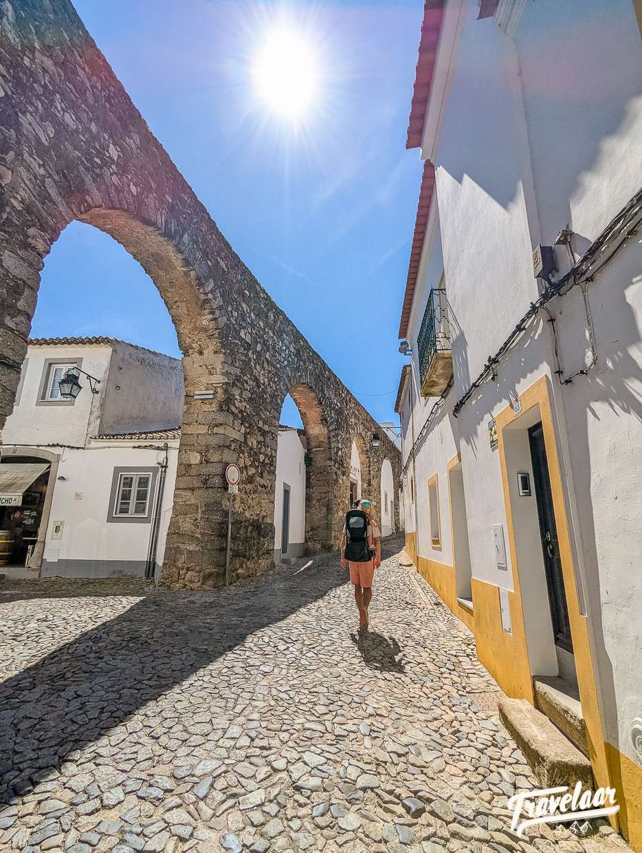 Aquaduct da Água de Prata in Evora in Portugal