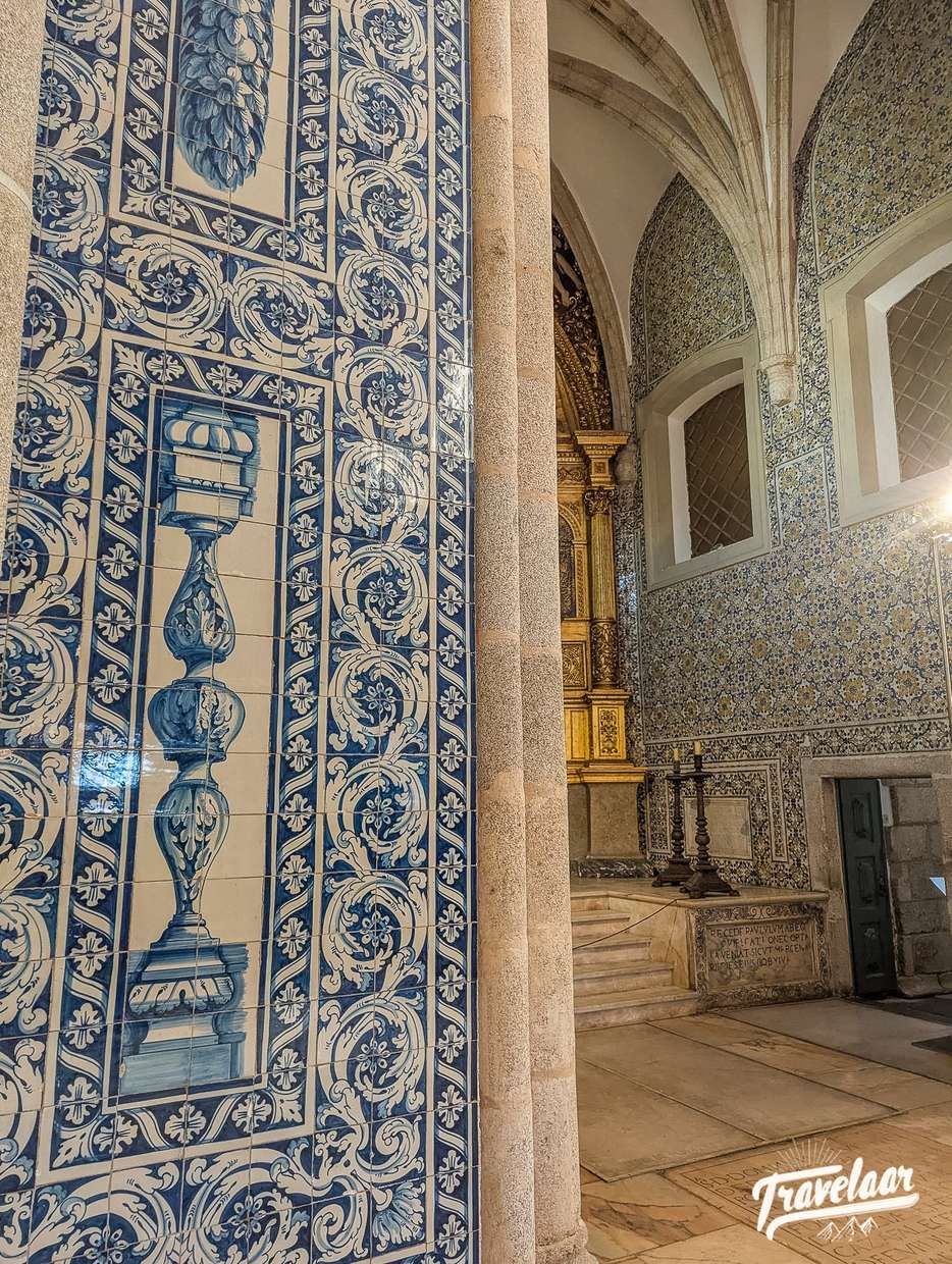 azulejos in Igreja de São João