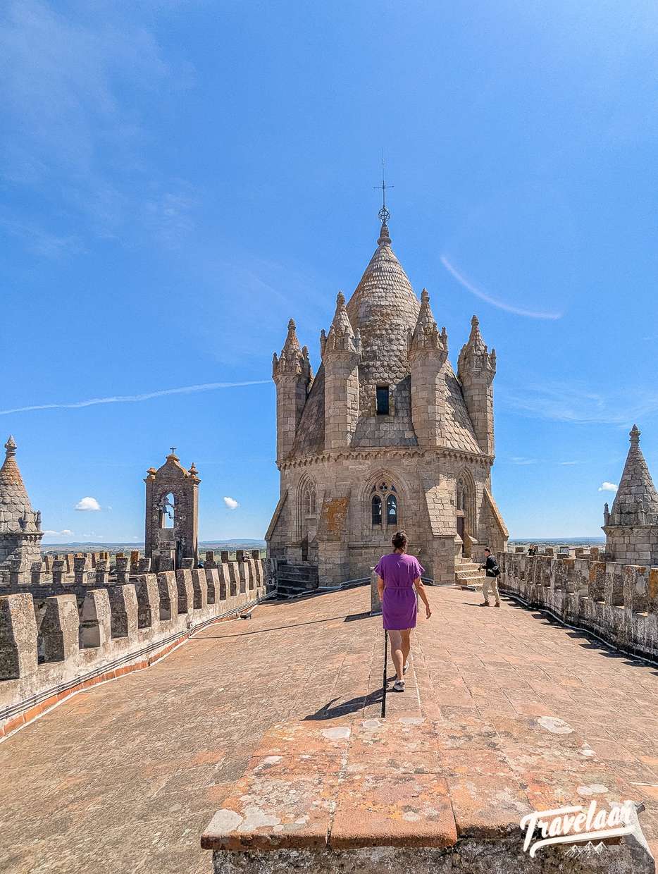 Dak Sé kathedraal Evora