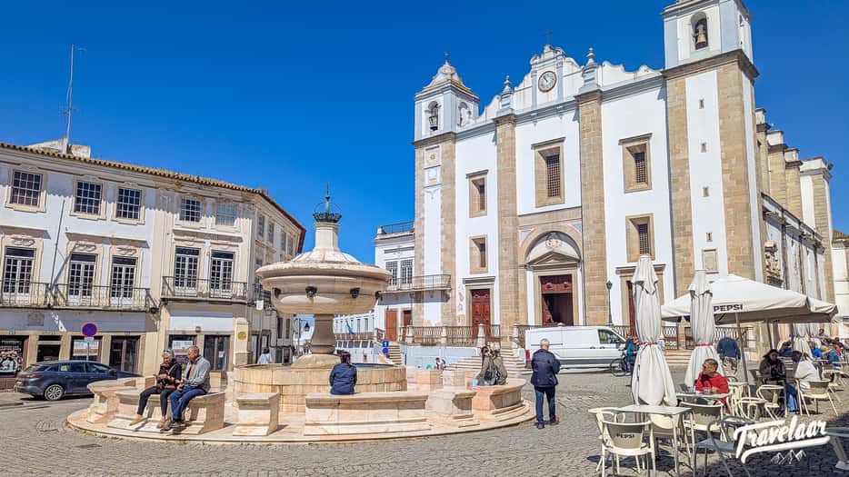 Praça do Giraldo