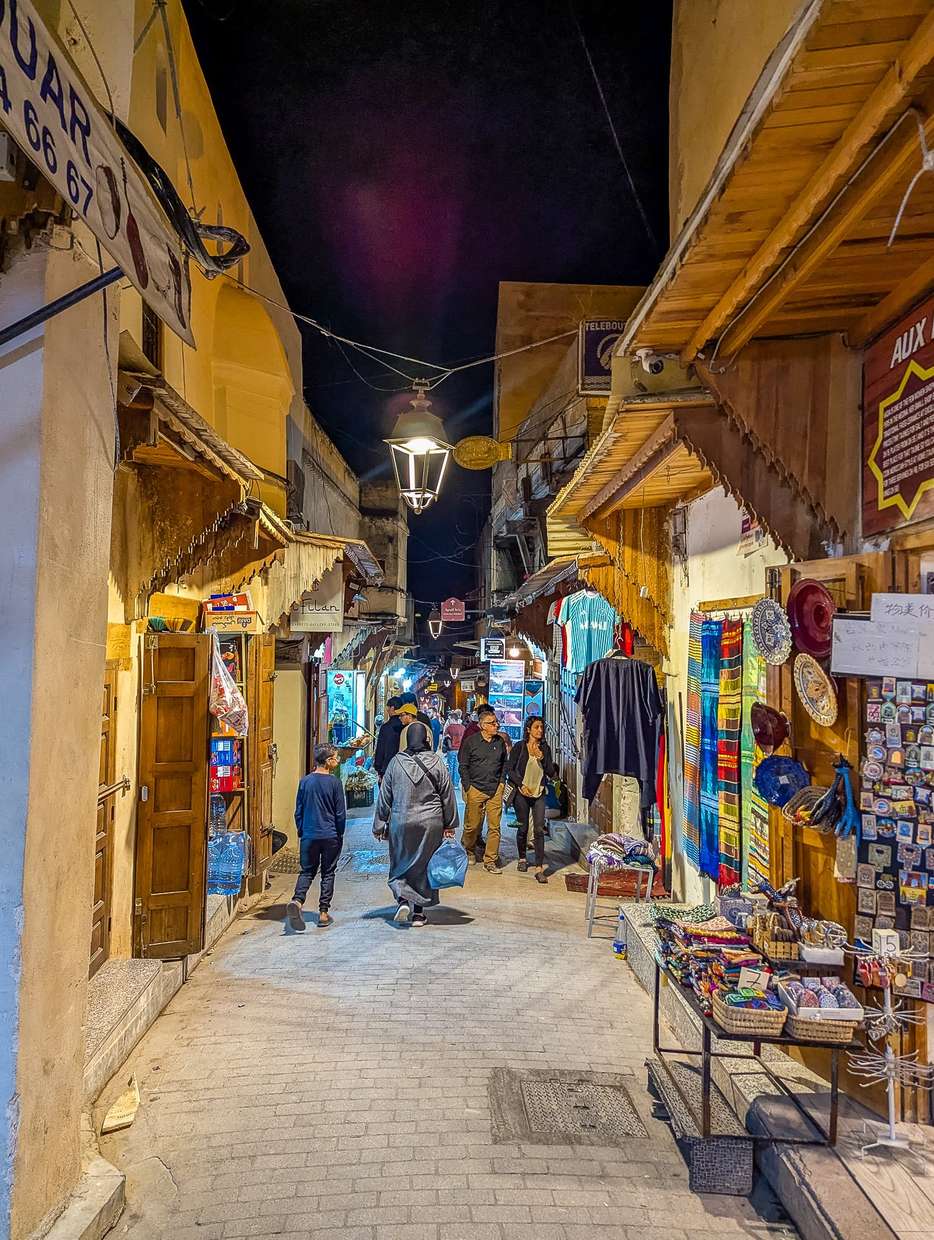 Medina van Fez in de avond