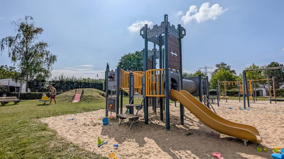 Speeltuin Chalet-Vakantiepark Stelleplas in Heinkenszand, Zeeland 