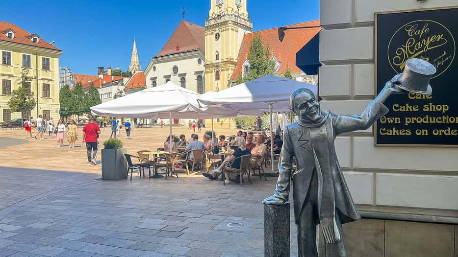 Standbeeld Schöne Náci