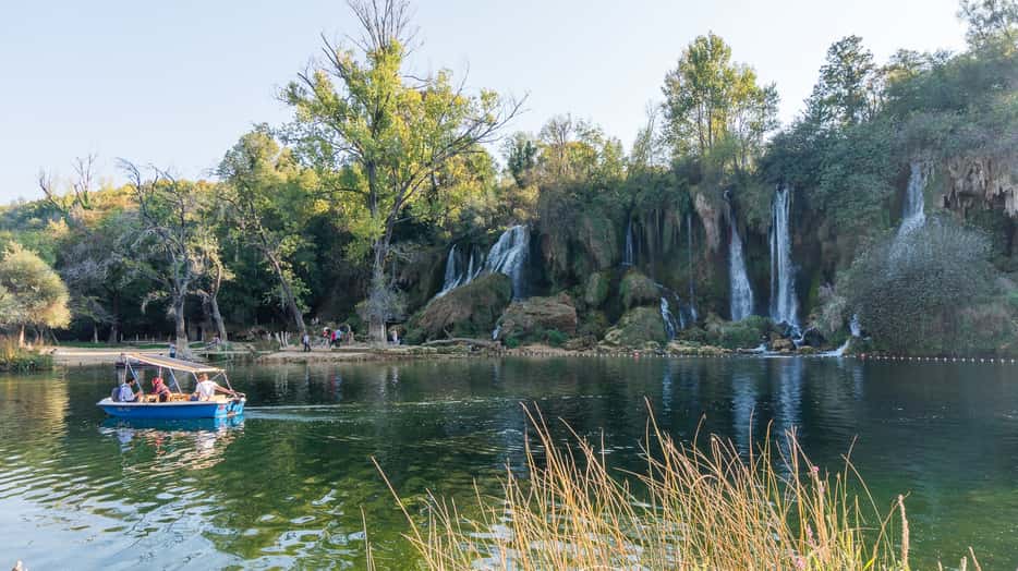 Kravica watervallen in Bosnië en Herzegovina