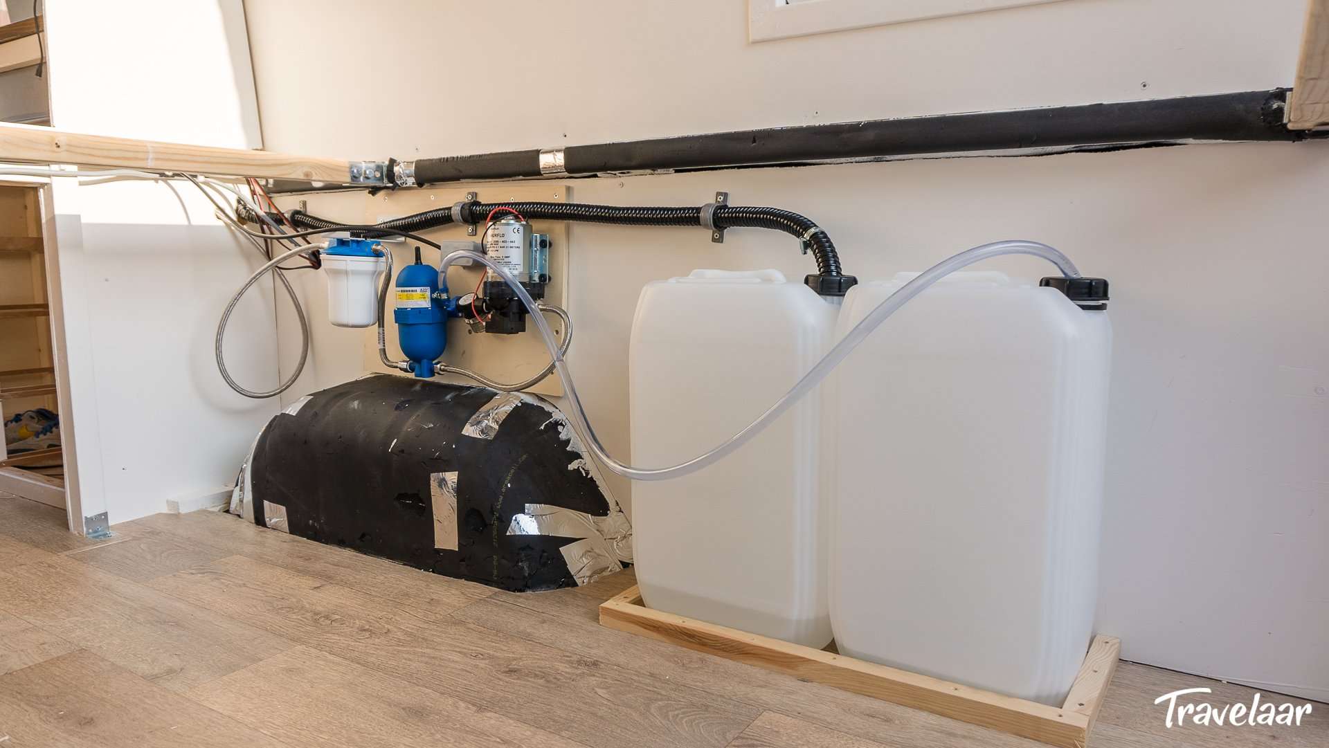 Uitgelichte afbeelding van: Watersysteem inbouwen in de camper met schoon drinkwater