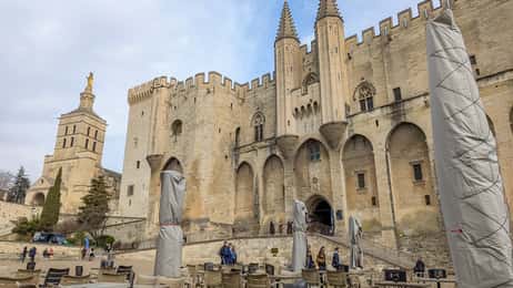 Tips voor de mooiste plekken en bezienswaardigheden in Avignon