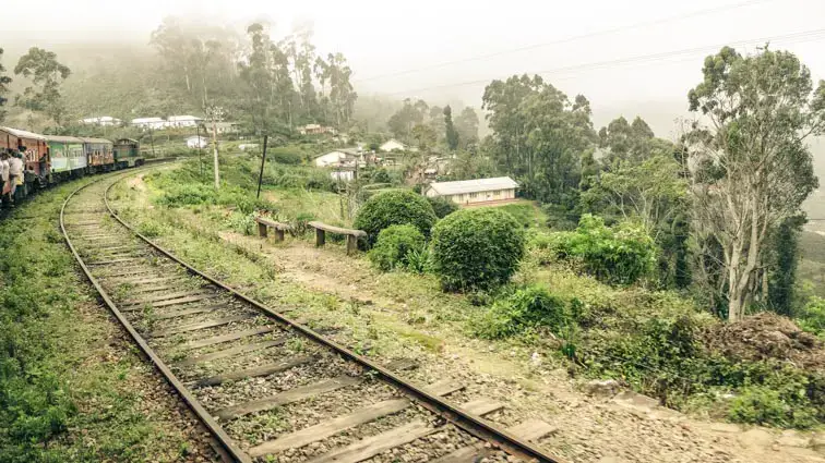 Reizen met de trein door Sri Lanka