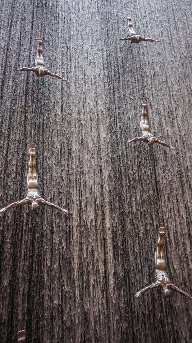 wat te doen in dubai the waterfall
