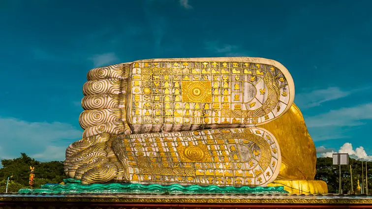 Mya Tha Lyaung Reclining Buddha Bago, Myanmar