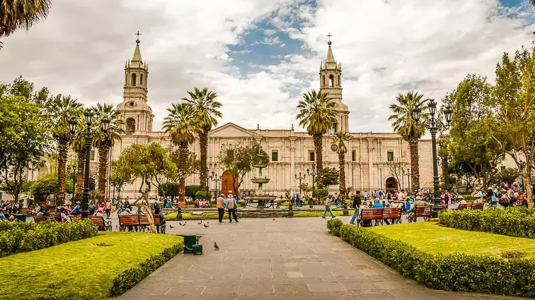 Peru Bezienswaardigheden. Plaza de Armas