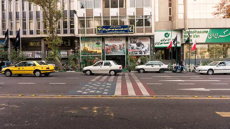 Iran bezienswaardigheden: Amerikaanse ambassade Teheran