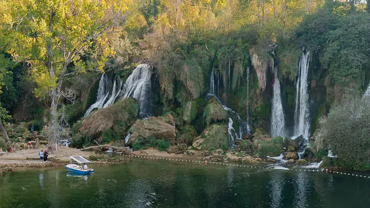 Combinatie stedentrip en natuur Mostar en Kravica watervallen