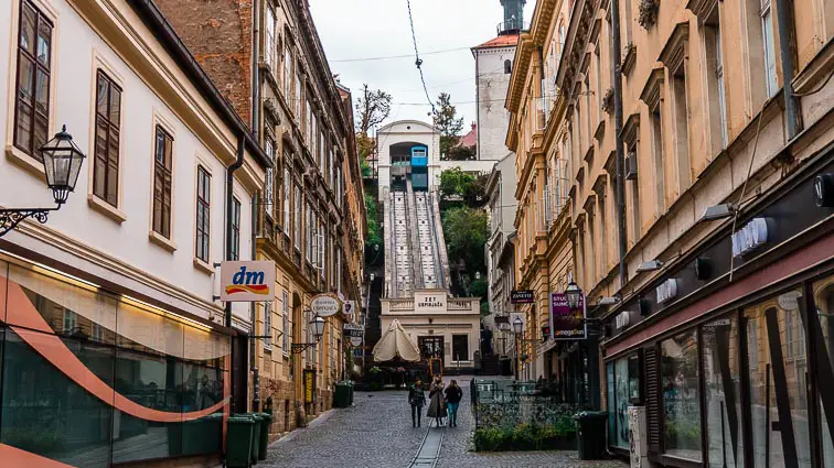 Zagreb bezienswaardigheden: Kortste kabelspoorweg ter wereld