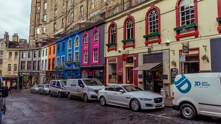 Wat te doen in Edinburgh: Victoria Street