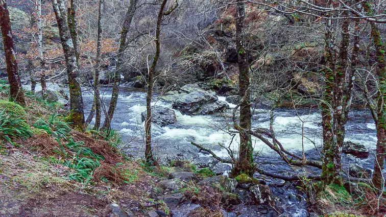 Falls of Falloch in Trossachs National Park Schotland