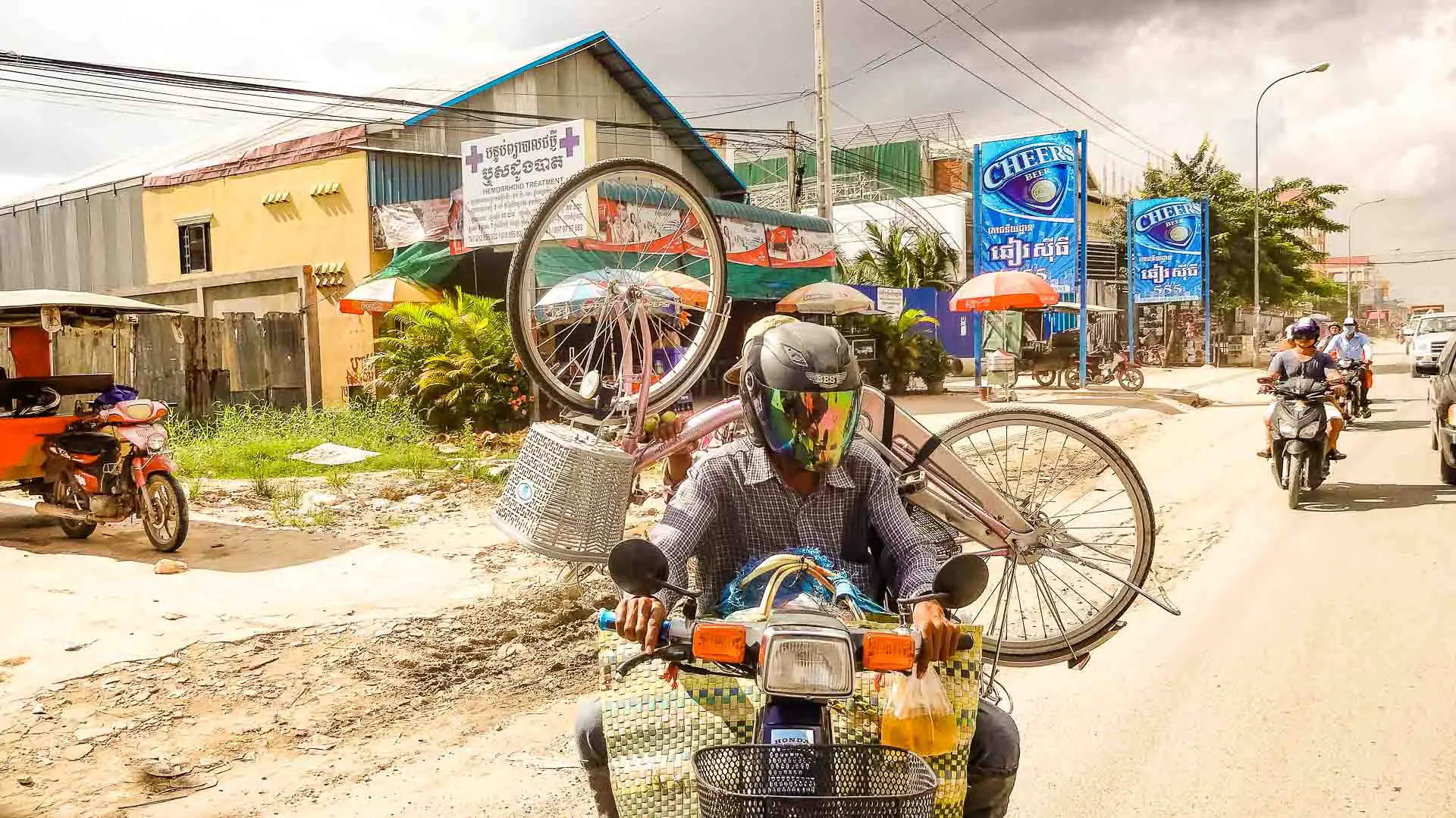 Openbaar vervoer in Cambodja