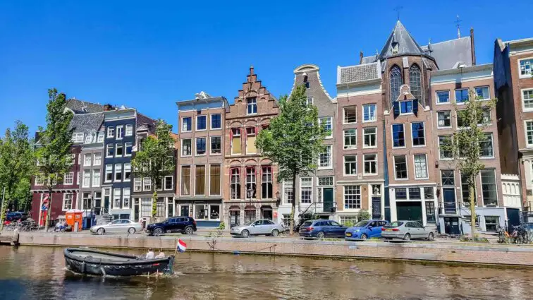 Canal Cruise Amsterdam tips