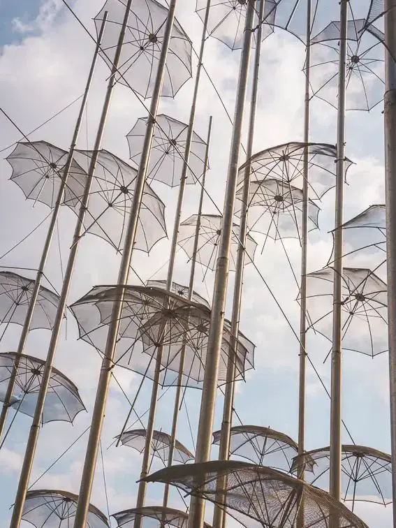 The Umbrellas van Zongolopoulos in Thessaloniki